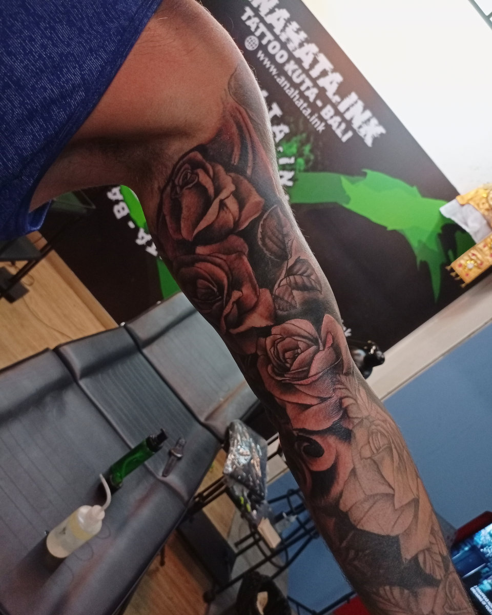 Anahata Ink Tattoo Kuta Bali - Sleeve Connecting Project With Botanical Tattoo Style and Flower