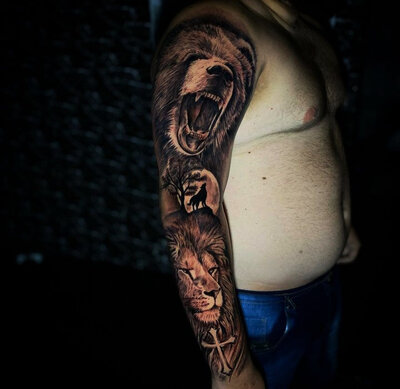 Anahata Ink Tattoo Kuta Bali - Full Sleve Bear and Lion Black Grey Tattoo